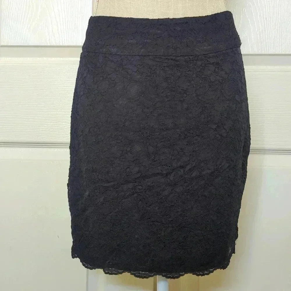 Banana Republic Black Lace Fully Lined Skirt